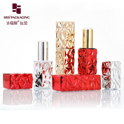 comprar 3.5g de diseño único brillante oro rojo plateado lujoso recipiente de lápiz labial vacío online manufacture