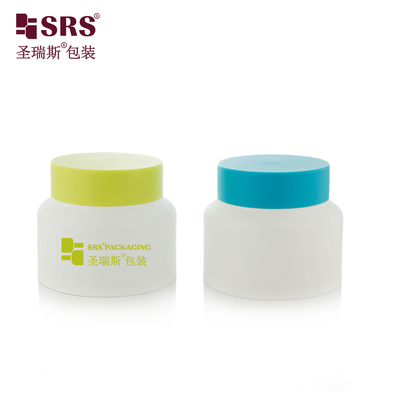 Crema facial SRST Jar de plástico reciclado con muestras gratuitas con personalización de color de stock disponible