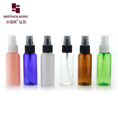 Botella de pulverización redonda de 50 ml de plástico PET de color personalizado vacío con alcohol